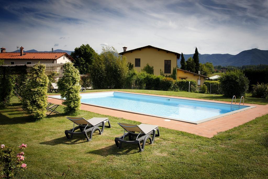 Agriturismo Ai Linchi Lucca Exteriör bild