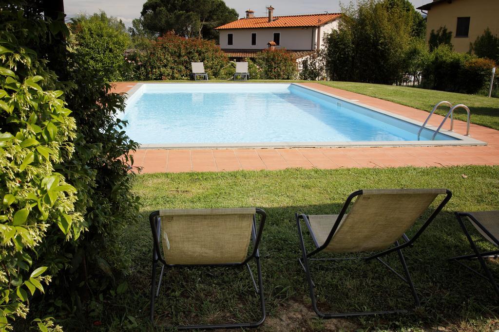 Agriturismo Ai Linchi Lucca Exteriör bild
