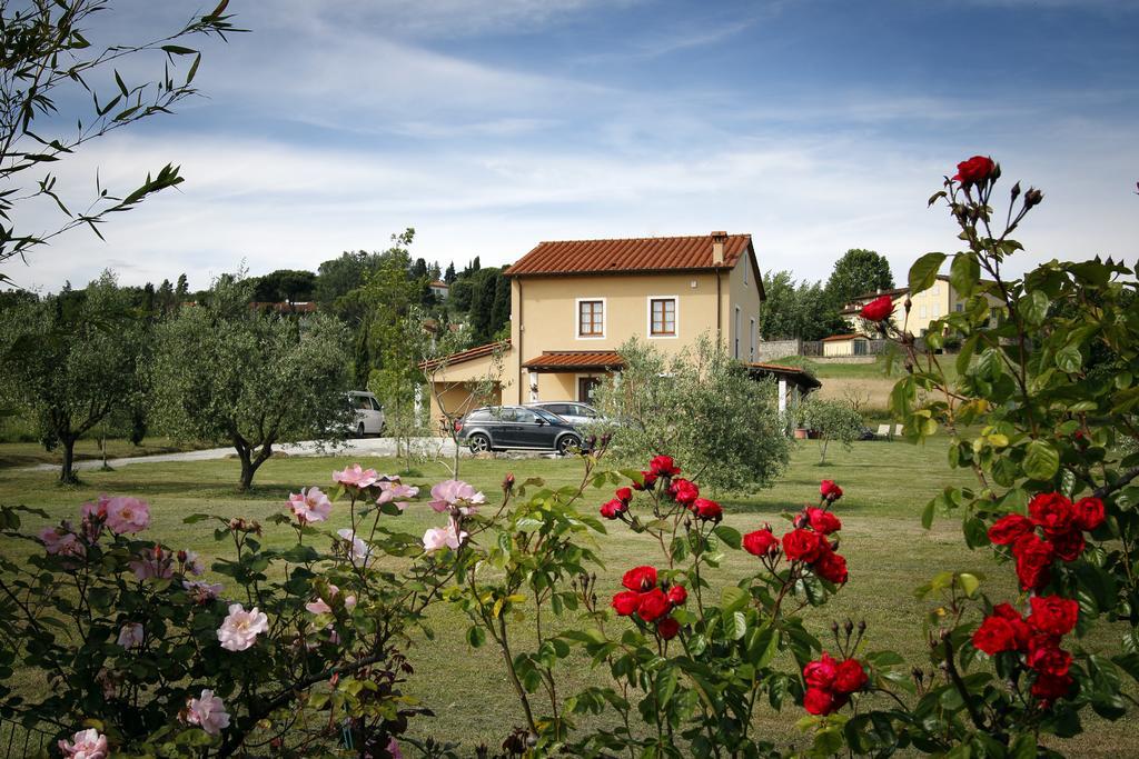 Agriturismo Ai Linchi Lucca Exteriör bild
