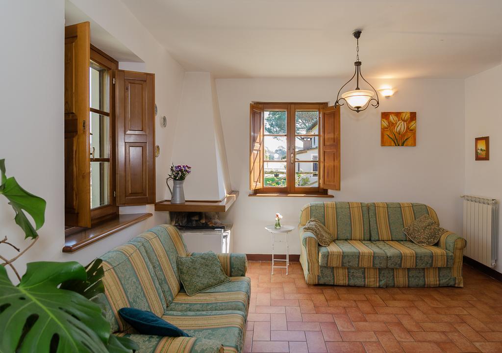 Agriturismo Ai Linchi Lucca Exteriör bild